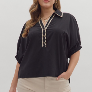 Solid short sleeve top featuring scallop accent trim at collar and front placket